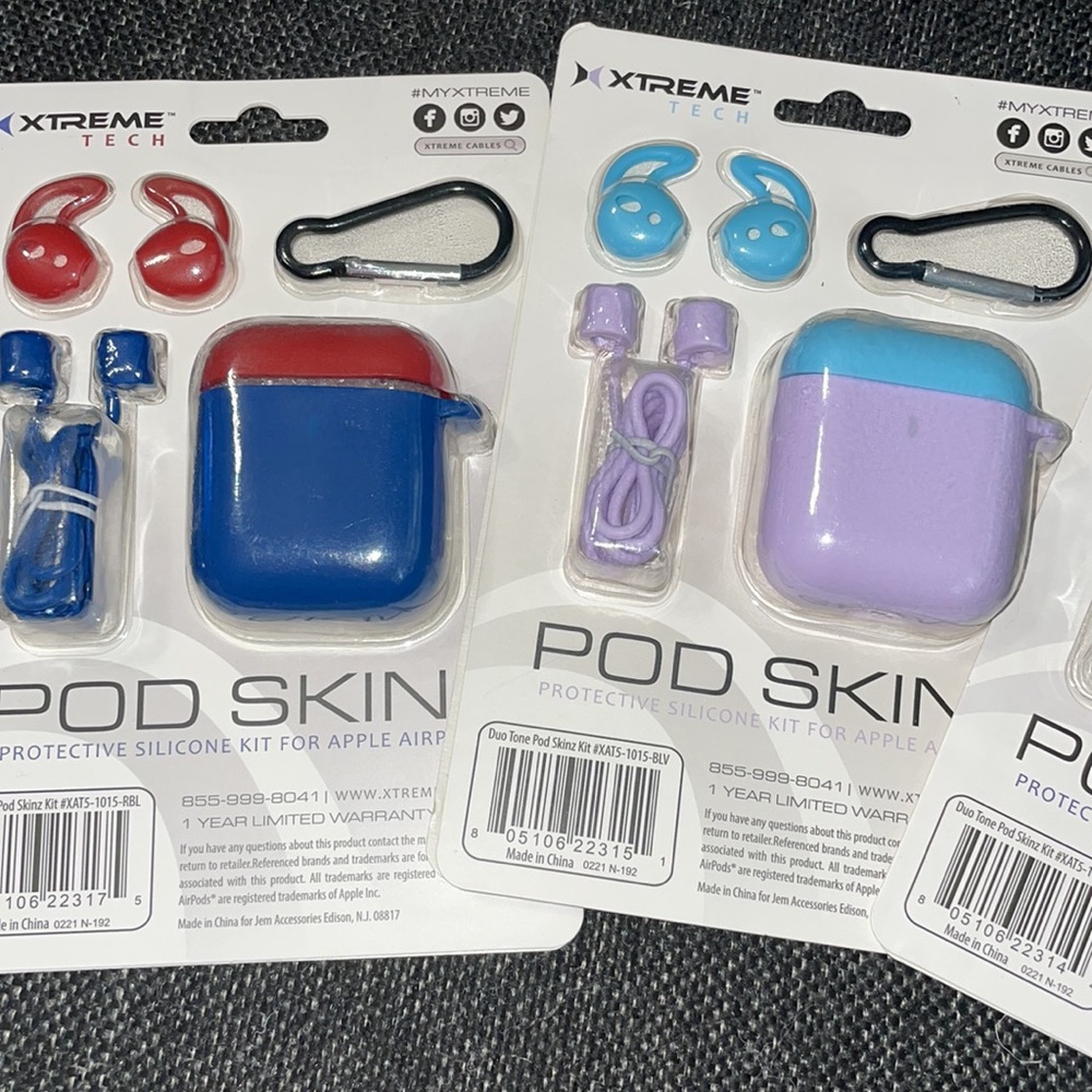 2 POD Skinz - Protective Silicone Kit for Apple Airpods